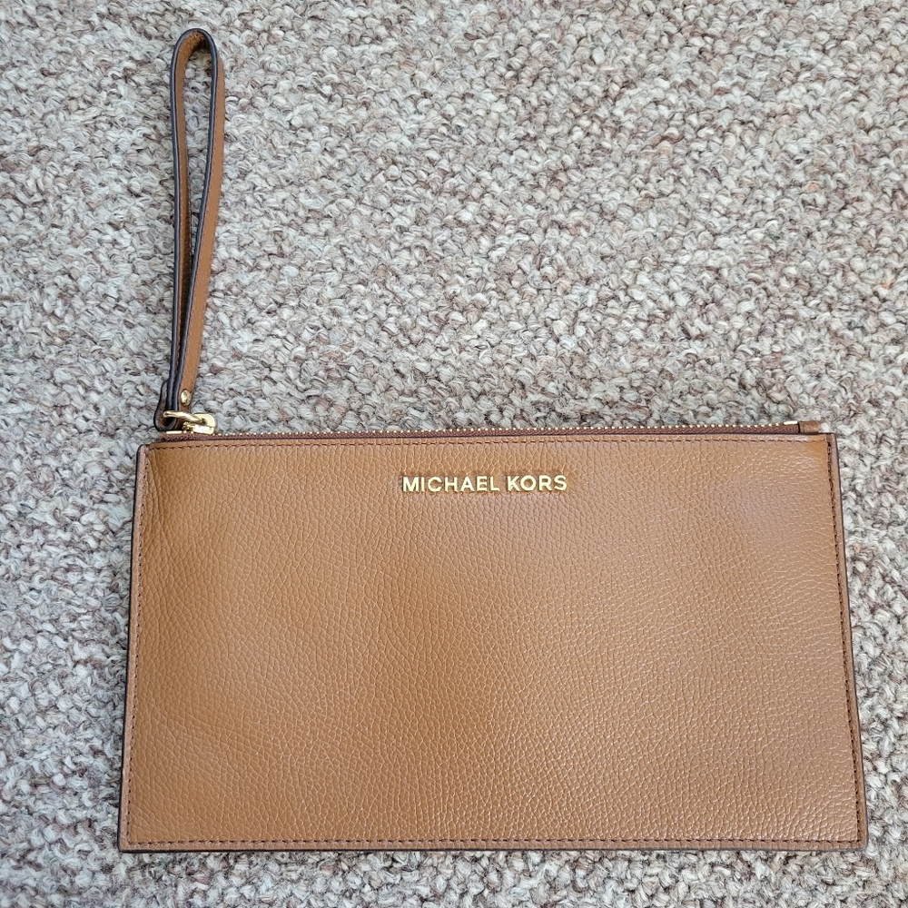 Mk wristlet